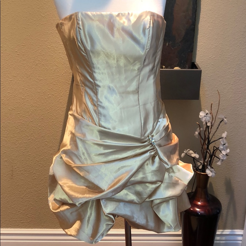 Classy dress